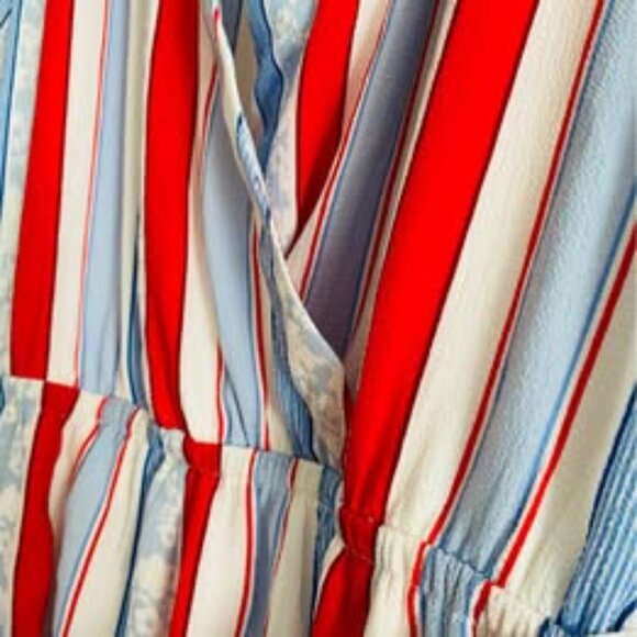 Striped Romper - Picture 3 of 4